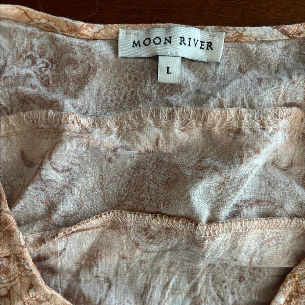 Moon River Beige Patterned Tie-Front Blouse - Picture 3 of 7